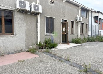 esterno uffici - Posto Auto Via Guido Rossa 44, Rosignano Marittimo - foto 3