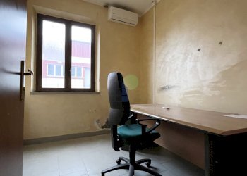 Ufficio - Posto Auto Via Guido Rossa 44, Rosignano Marittimo - foto 5