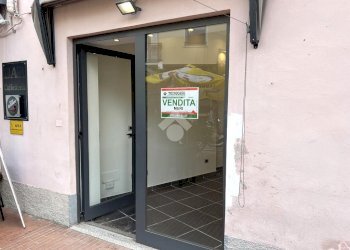 Negozio Negozio Piazza Indipendenza, Borghetto Santo Spirito - foto 6