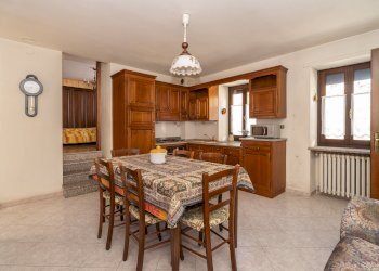 Casa semi indipendente Frazione Calcinere Inferiore, snc, Paesana - foto 3