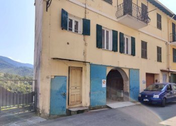 facciata - Three-room apartment via San Sebastiano, 11, Ceriana - photo 2