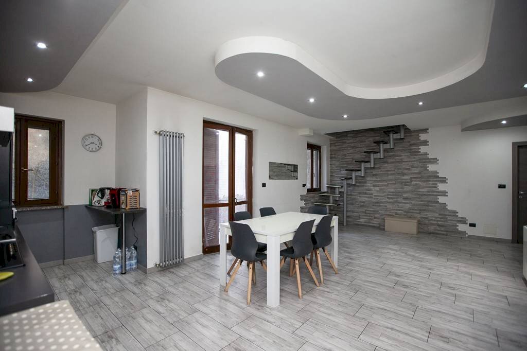 sala - Trilocale strada Rubattera, 25, Castiglione Torinese - foto 3