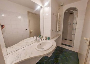 BAGNO - Trilocale piazza della Cernaia, Genova (zona Centro Storico) - foto 17