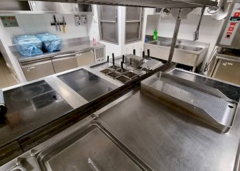 Interno non residenziale - Shop piazzale Giovanni Bertacchi, Sondrio - photo 8