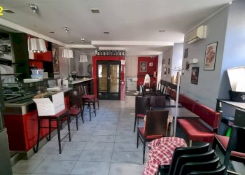 Interno non residenziale - Shop piazzale Giovanni Bertacchi, Sondrio - photo 12