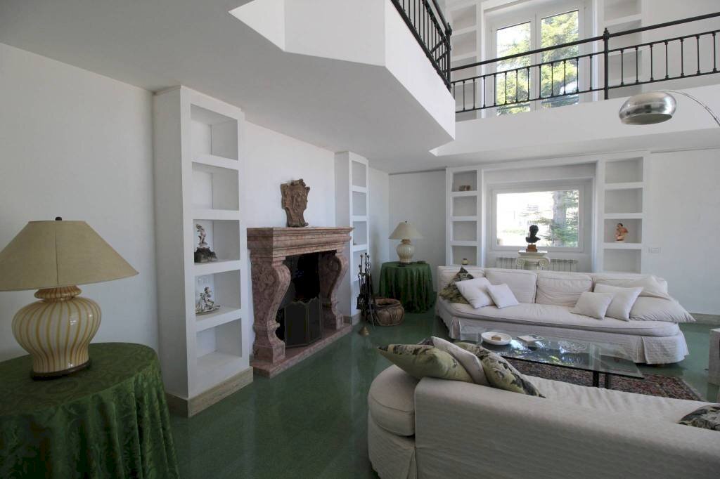 Salone - Casa indipendente via Roma, Torrebruna - foto 3