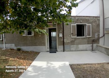 facciata - Casa indipendente via della fonte 13, Pietranico - foto 3