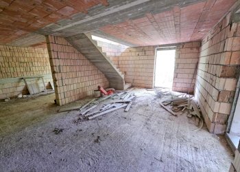 Interno (7).jpg - Appartamento Via caduti di isoverde, Campomorone - foto 12