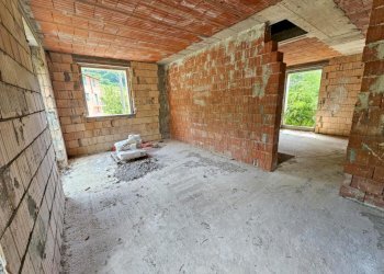 Interno (15).jpg - Appartamento Via caduti di isoverde, Campomorone - foto 24