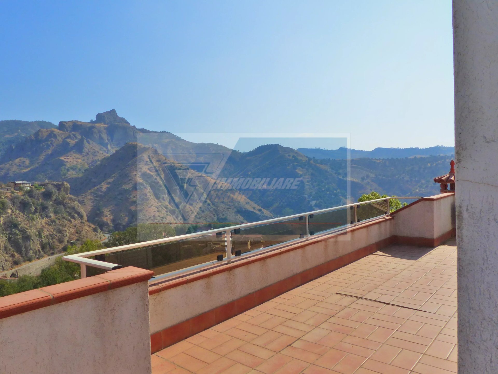 Villa Montebello Ionico - foto 1