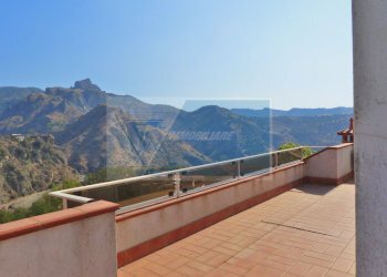 Villa Montebello Ionico - photo 1