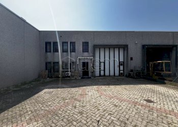 Capannone Paderno d'Adda - foto 1