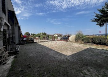 Capannone Paderno d'Adda - foto 2