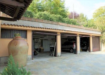 Box auto - Rustico Regione Castellazzi, Canelli - foto 8