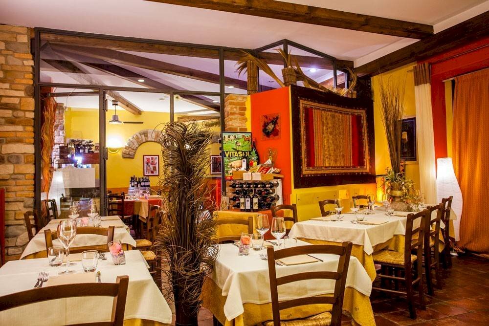 Interno non residenziale - Ristorante Carmagnola - foto 3