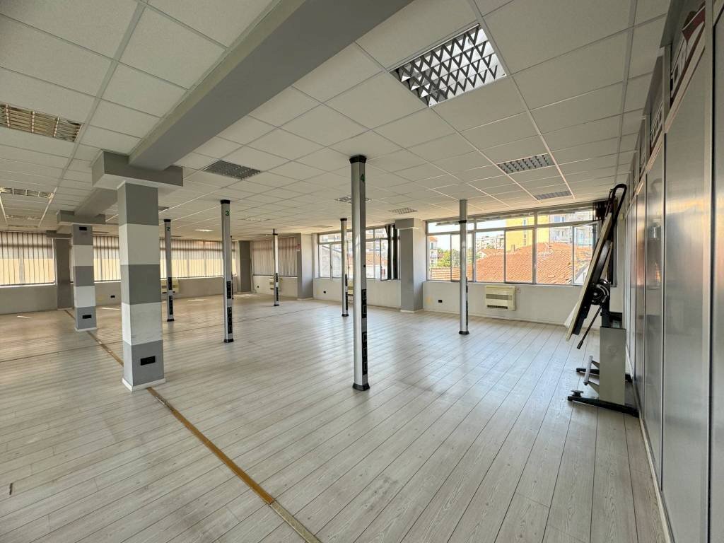 Interno non residenziale - Office via Lose, 7, Beinasco - photo 1
