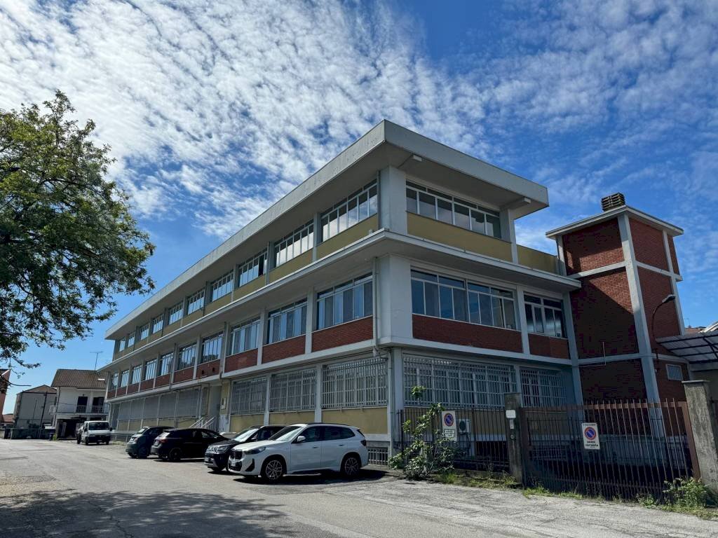 Facciata - Office via Lose, 7, Beinasco - photo 2