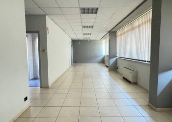 Interno non residenziale - Ufficio via Lose, 7, Beinasco - foto 11