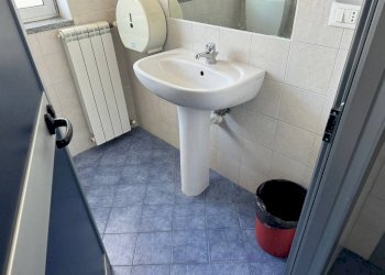 Bagno - Ufficio via Lose, 7, Beinasco - foto 16