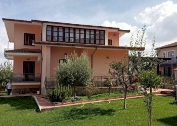 Giardino - Villa via Guglielmo Marconi, San Nazzaro - foto 1