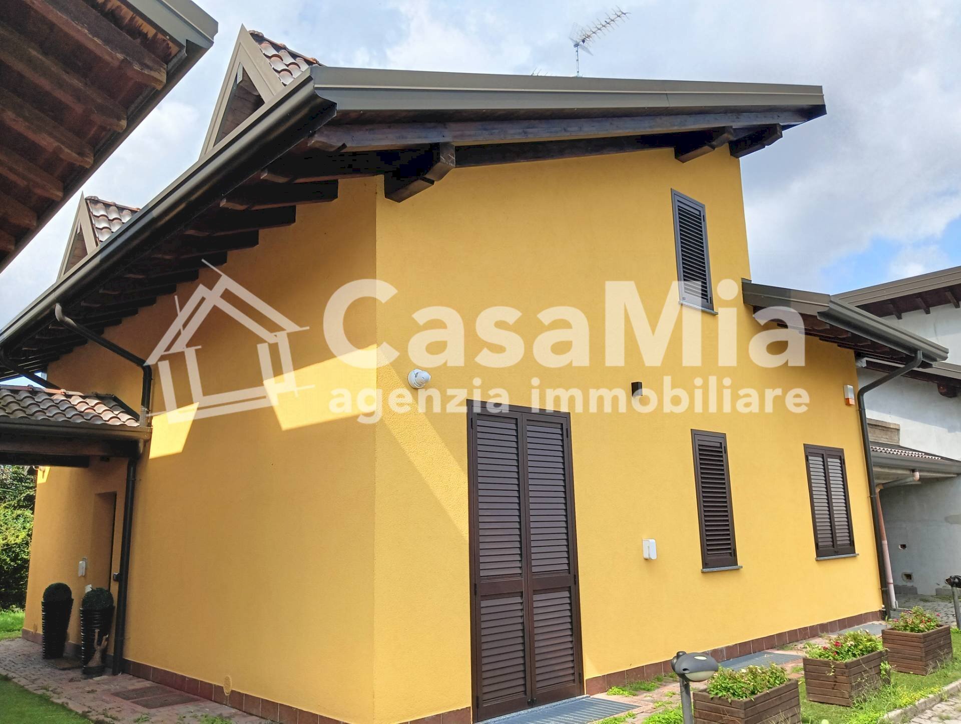 Villa Unifamiliare via leopardi, Fagnano Olona - foto 2