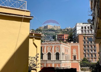 Bilocale Vicoletto Sant'Arpino a Chiaia, Napoli (zona Chiaia) - foto 1