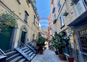 Bilocale Vicoletto Sant'Arpino a Chiaia, Napoli (zona Chiaia) - foto 3