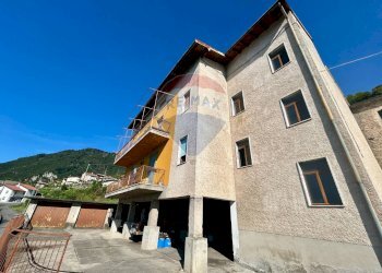 Casa indipendente Costa Volpino - foto 9