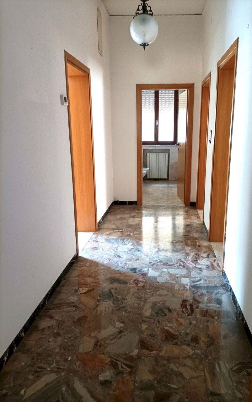 corridoio - Apartment San Benedetto del Tronto - photo 3