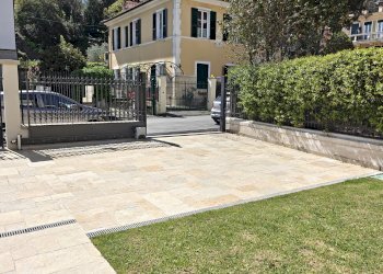 Cortile - Appartamento in Villa Via  Macera, 3, Rapallo - foto 16