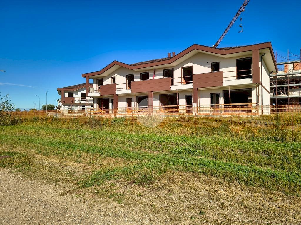 Villa a Schiera Via Monte Rosa, Mesero - foto 2