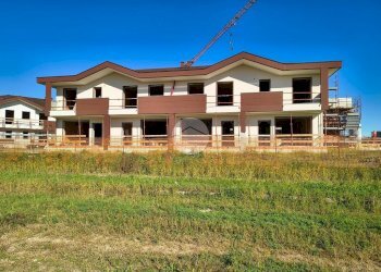 Villa a Schiera Via Monte Rosa, Mesero - foto 1