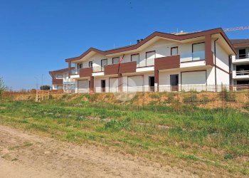 Terraced Villa Via Monte Rosa, Mesero - photo 1