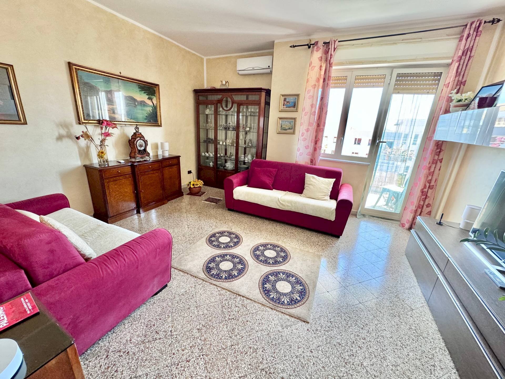 Three-room apartment Via Filippo Paladini, Palermo - photo 2