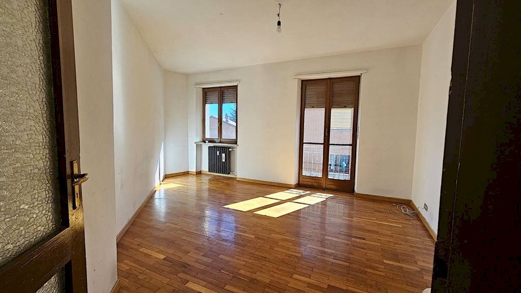 Camera da letto - Trilocale via Roma, 109, Pino Torinese - foto 1