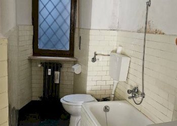 Bagno - Trilocale via Roma, 109, Pino Torinese - foto 8