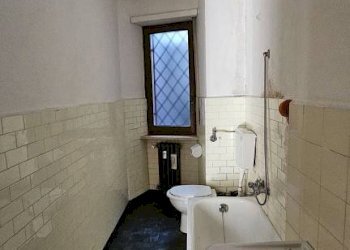 Bagno - Trilocale via Roma, 109, Pino Torinese - foto 9
