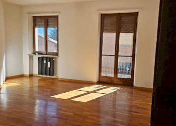 Camera da letto - Trilocale via Roma, 109, Pino Torinese - foto 13