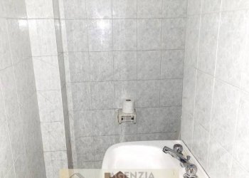 Bagno - Magazzino via Vingone, Campi Bisenzio - foto 11