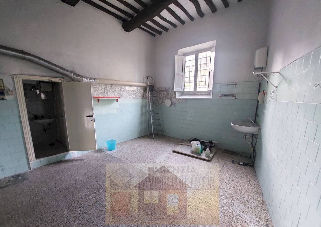 Vista - Negozio via Giuseppe Mazzini, Signa - foto 2