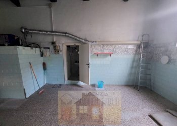 Vista - Negozio via Giuseppe Mazzini, Signa - foto 8