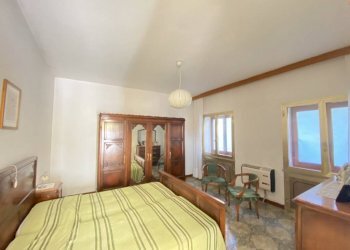 Camera da letto - Villa via Marconi 3, Fiorano Canavese - photo 9