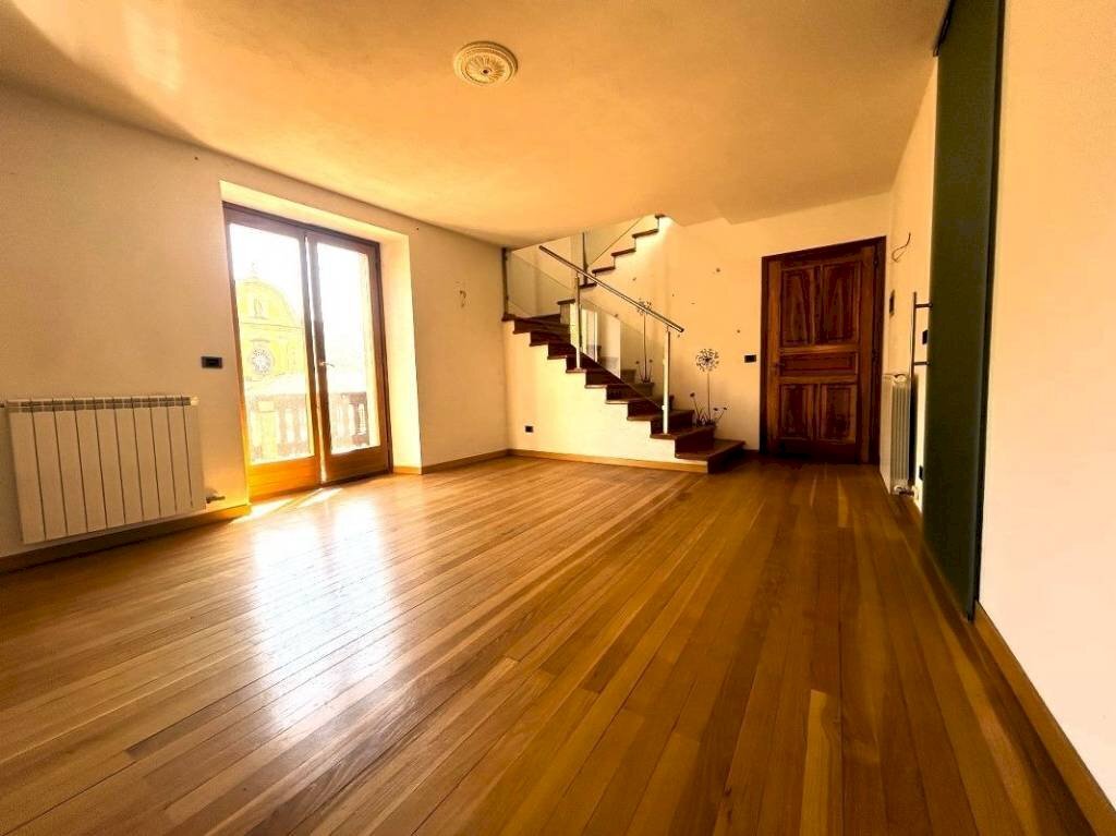 Stanza non arredata - Quadrilocale via Camillo Benso di Cavour, 5, Tavagnasco - foto 3