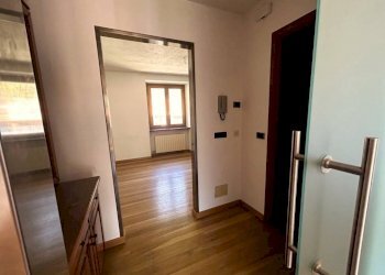 Interno appartamento - Four-room apartment via Camillo Benso di Cavour, 5, Tavagnasco - photo 6