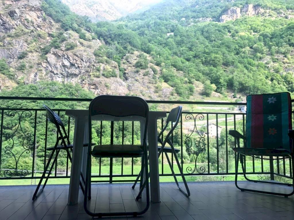 Balcone - Trilocale strada Regionale, Lillianes - foto 3