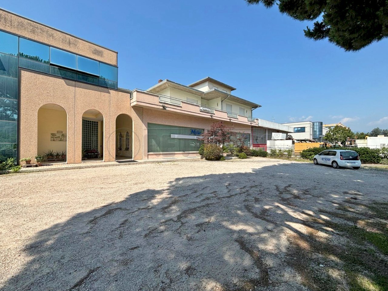 Retecasa_Cornedo - Locale Commerciale Via Monte Cengio 60, Cornedo Vicentino - foto 3