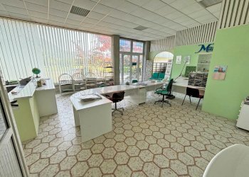 Retecasa_Cornedo - Locale Commerciale Via Monte Cengio 60, Cornedo Vicentino - foto 9