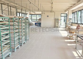 Retecasa_Cornedo - Locale Commerciale Via Monte Cengio 60, Cornedo Vicentino - foto 13