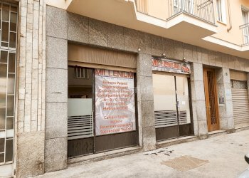 vetrine - Commercial Premises Via Madonna delle Rose 15, Torino - photo 1