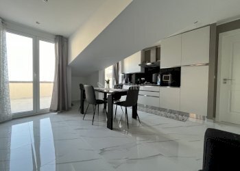 image00034.jpeg - Attic Catanzaro - photo 7